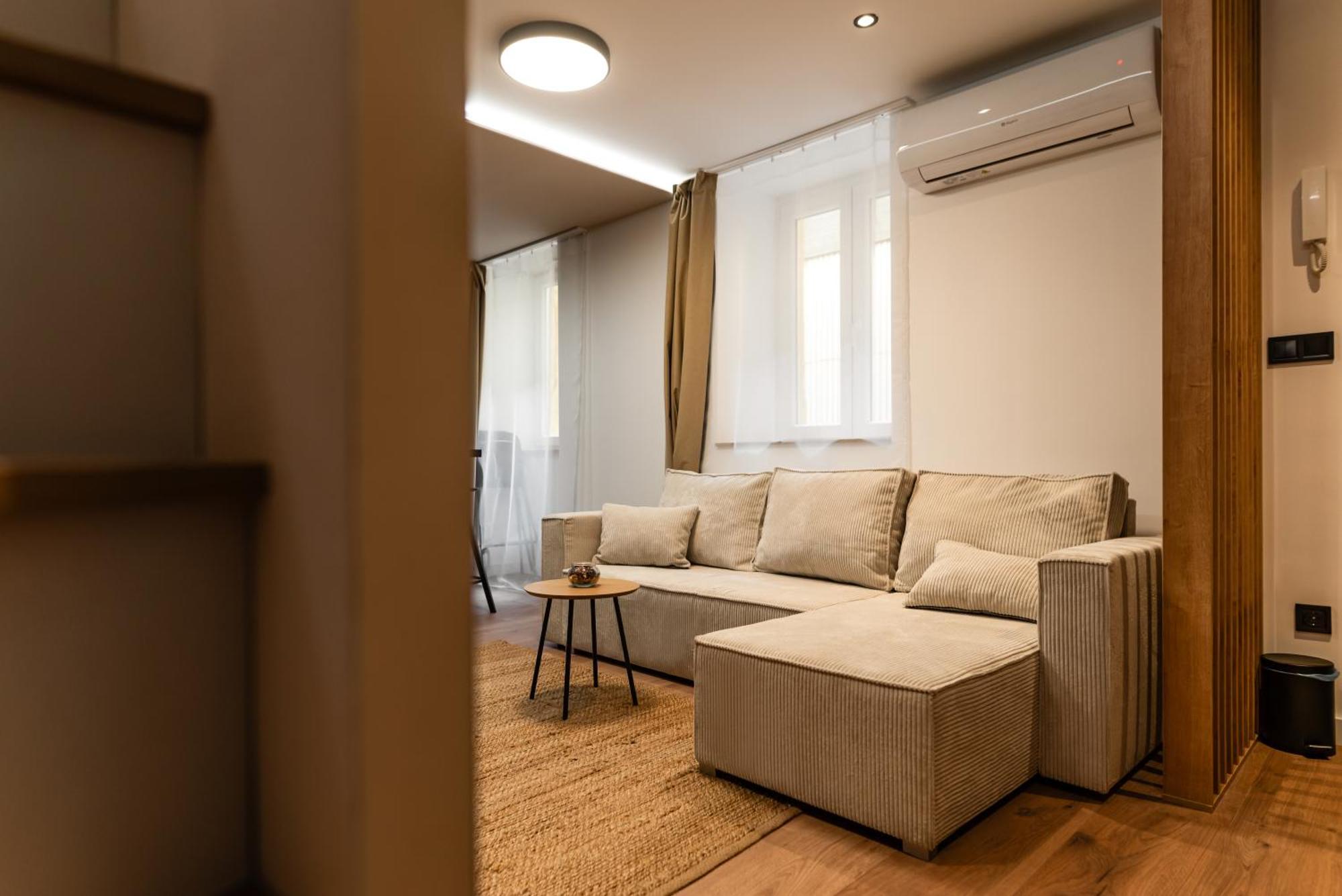 Asti Diamond Apartment Boedapest Buitenkant foto